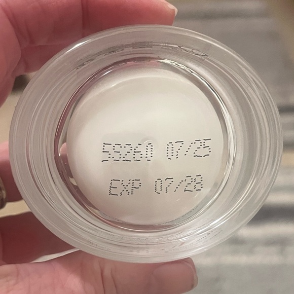 Avène Revitalizing Nourishing Cream RICH - Picture 3 of 4